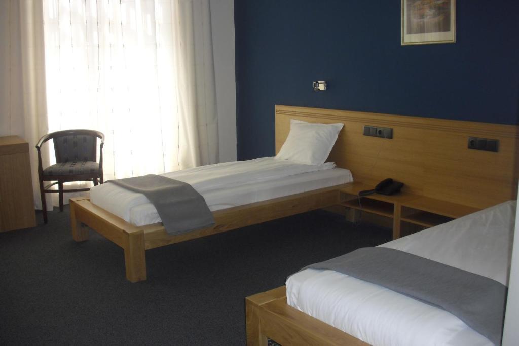 Universal Hotel Dupnitsa Quarto foto
